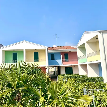 Apartment De Lux Swimming Pool, Parking, Garden Caorle