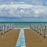 Apartament De Lux Swimming Pool, Parking, Garden Caorle