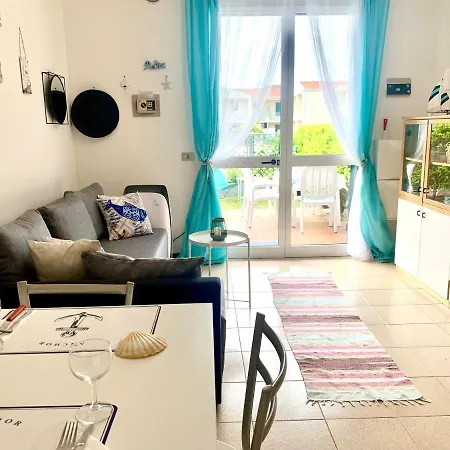 De Lux Swimming Pool, Parking, Garden Caorle