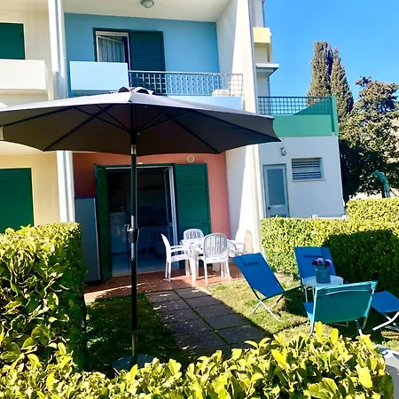 De Lux Swimming Pool, Parking, Garden * Καόρλε